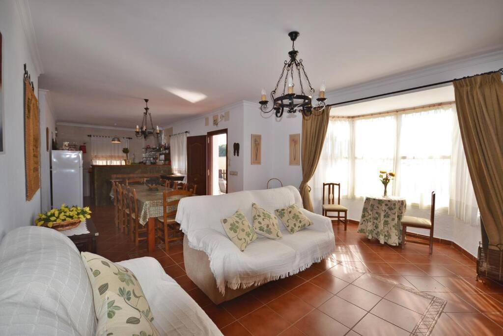 Chalet Con Piscina Privada En Conil Conil De La Frontera Eksteriør billede