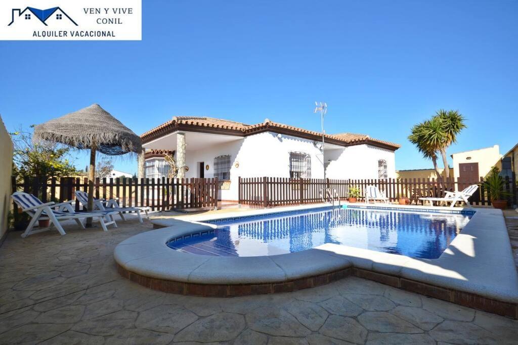 Chalet Con Piscina Privada En Conil Conil De La Frontera Eksteriør billede